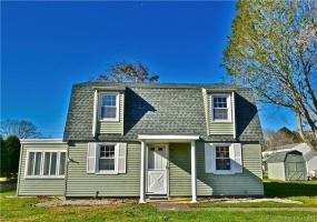 5 Meriden, Old Lyme, 06371, 4 Bedrooms Bedrooms, ,2 BathroomsBathrooms,Residential Rental,For Sale,Meriden,24038728