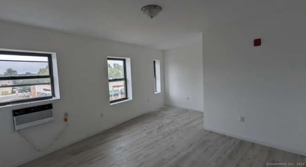 677 Fairfield, Bridgeport, 06604, 1 Bedroom Bedrooms, 0 ,1 BathroomBathrooms,Residential Rental,For Sale,Fairfield,0,24049877