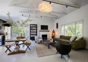 10 Sentry Hill, Roxbury, 06783, 3 Bedrooms Bedrooms, ,2 BathroomsBathrooms,Residential Rental,For Sale,Sentry Hill,24046560
