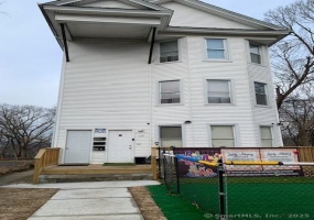 117 Dikeman, Waterbury, 06704, 3 Bedrooms Bedrooms, ,1 BathroomBathrooms,Residential Rental,For Sale,Dikeman,24060742