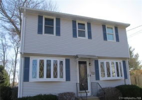 18 Brightwater, East Lyme, 06357, 4 Bedrooms Bedrooms, 0 ,1 BathroomBathrooms,Residential Rental,For Sale,Brightwater,0,24070613