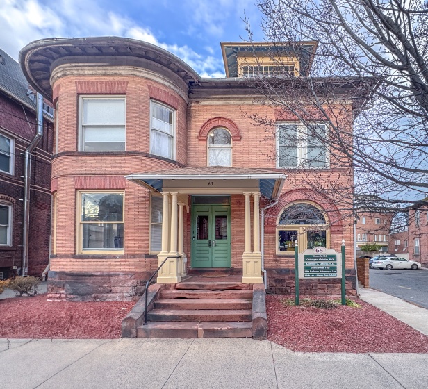 63 Trumbull, New Haven, 06510, 0 , 0 ,0,Commercial For Lease,For Rent,Trumbull,0,24070756