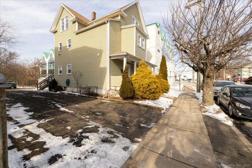 571 Bruce, Stratford, 06615, 5 Bedrooms Bedrooms, ,2 BathroomsBathrooms,Residential Rental,For Sale,Bruce,24071898