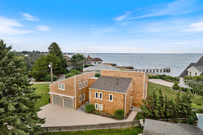 4 Old Fenwick, Old Saybrook, 06475, 4 Bedrooms Bedrooms, ,2 BathroomsBathrooms,Single Family For Sale,For Sale,Old Fenwick,24076865