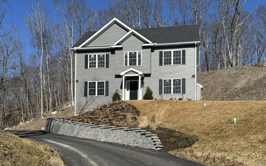 28 Hunting Ridge, Middlebury, 06762, 4 Bedrooms Bedrooms, 0 ,2 BathroomsBathrooms,Single Family For Sale,For Sale,Hunting Ridge,0,24079497