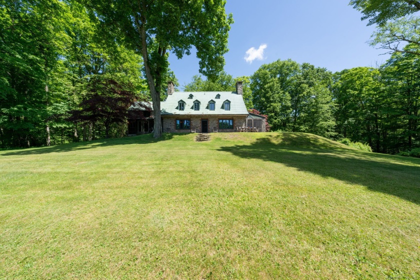 295 Stub Hollow, New Hartford, 06057, 4 Bedrooms Bedrooms, ,3 BathroomsBathrooms,Single Family For Sale,For Sale,Stub Hollow,24014342