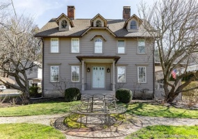 259 Main, Woodbury, 06798, 4 Bedrooms Bedrooms, ,4 BathroomsBathrooms,Residential Rental,For Sale,Main,24081522