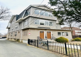 118 Vine, Hartford, 06112, 3 Bedrooms Bedrooms, ,1 BathroomBathrooms,Residential Rental,For Sale,Vine,24081266