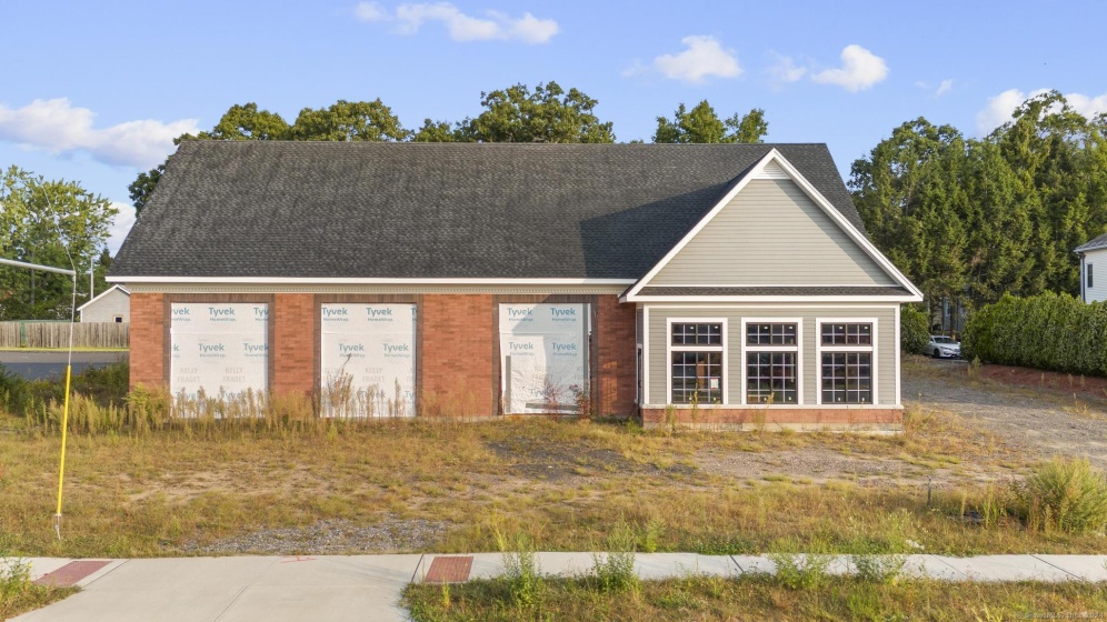735 Farmington, Bristol, 06010, ,Commercial For Lease,For Rent,Farmington,24050469