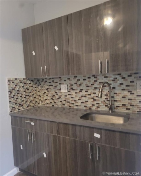 25 Whittier, Bridgeport, 06605, 2 Bedrooms Bedrooms, ,1 BathroomBathrooms,Residential Rental,For Sale,Whittier,24011471