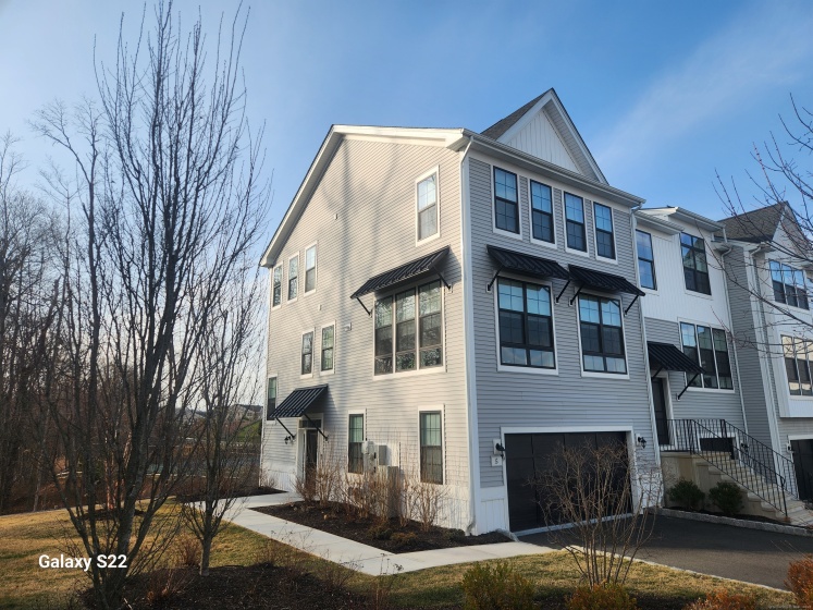 5 Brentwood, Danbury, 06810, 4 Bedrooms Bedrooms, ,3 BathroomsBathrooms,Condo/co-op For Sale,For Sale,Brentwood,24084765