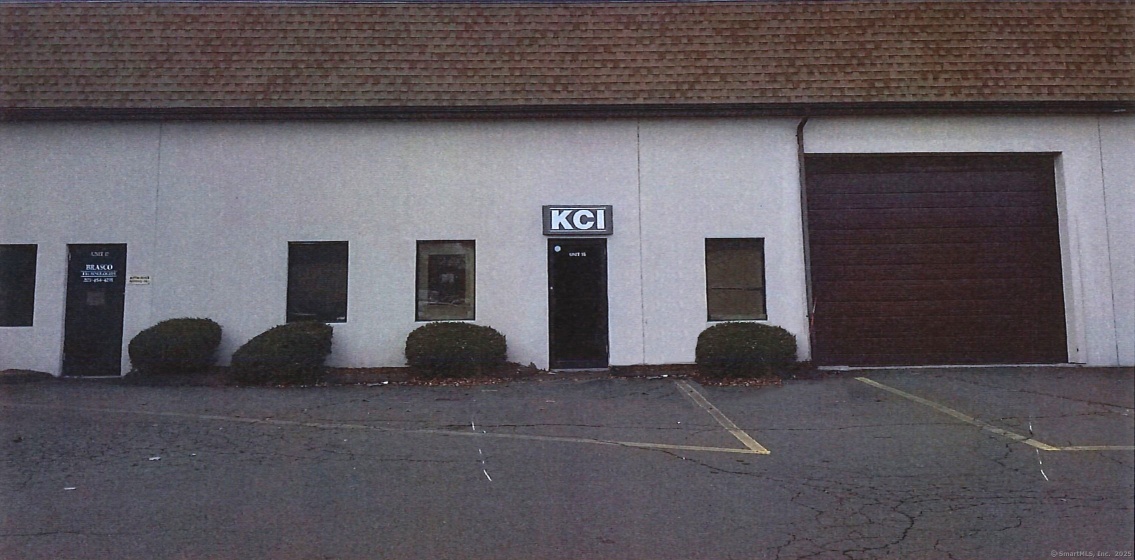 355 Sackett Point, North Haven, 06473, ,Commercial For Lease,For Rent,Sackett Point,24089697