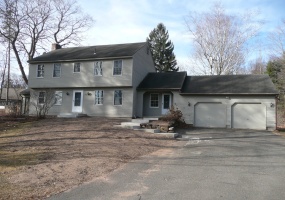 195 Bushy Hill, Simsbury, 06070, 4 Bedrooms Bedrooms, ,2 BathroomsBathrooms,Residential Rental,For Sale,Bushy Hill,24039861