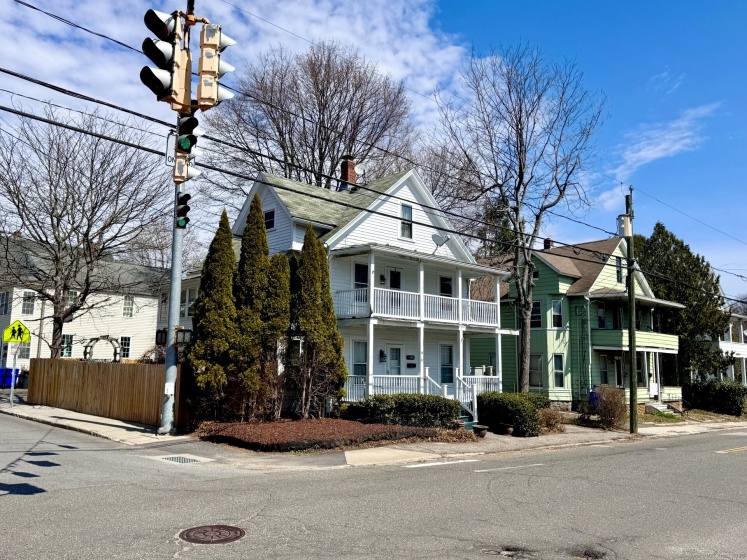 99 Pearl, Torrington, 06790, 3 Bedrooms Bedrooms, ,1 BathroomBathrooms,Residential Rental,For Sale,Pearl,24093102