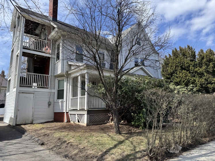 485 Laurel, Bridgeport, 06605, 10 Bedrooms Bedrooms, ,3 BathroomsBathrooms,Single Family For Sale,For Sale,Laurel,24095123