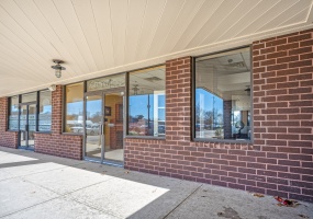 215 Main, Clinton, 06413, 0 , 0 ,0,Commercial For Lease,For Rent,Main,0,24094872