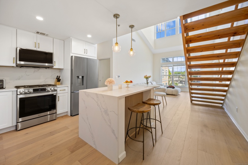 850 Main, Stamford, 06902, 2 Bedrooms Bedrooms, ,2 BathroomsBathrooms,Condo/co-op For Sale,For Sale,Main,24095414