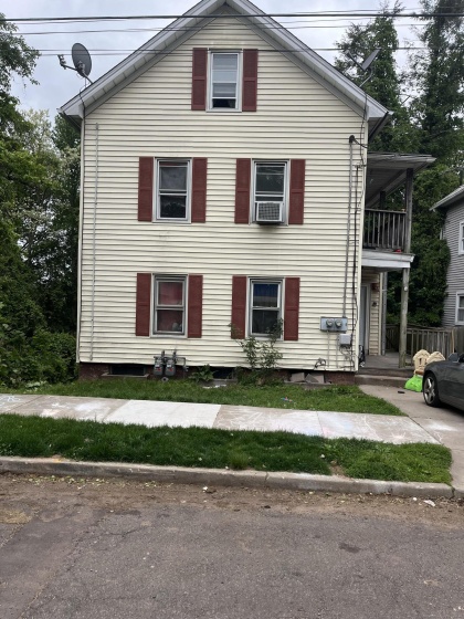151 View, Meriden, 06450, 8 Bedrooms Bedrooms, 0 ,2 BathroomsBathrooms,Multi-family For Sale,For Sale,View,0,24096426