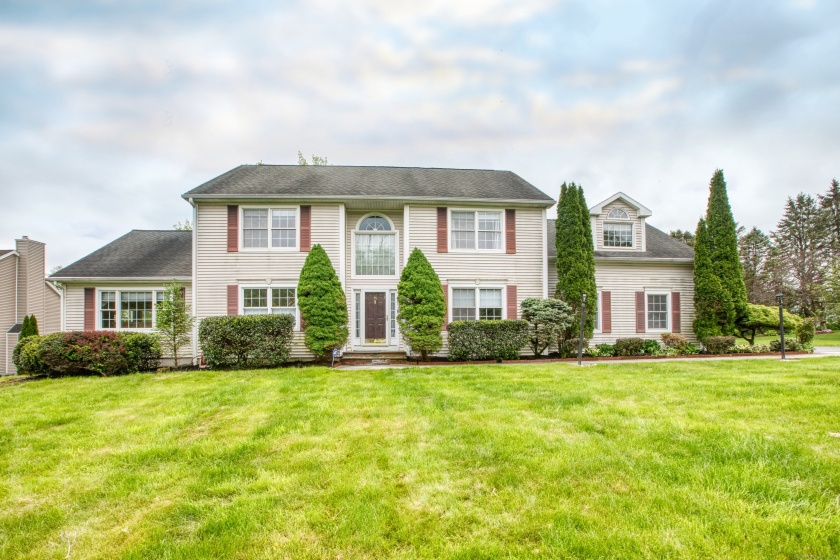 9 Mayflower, Shelton, 06484, 4 Bedrooms Bedrooms, ,2 BathroomsBathrooms,Residential Rental,For Sale,Mayflower,24097902