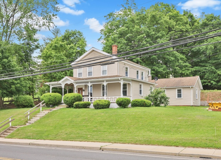 22 South, Bristol, 06010, 3 Bedrooms Bedrooms, ,2 BathroomsBathrooms,Multi-family For Sale,For Sale,South,24100142