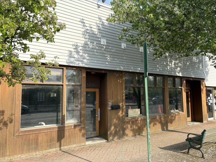 1205 Main, Branford, 06405, ,Commercial For Lease,For Rent,Main,24101311