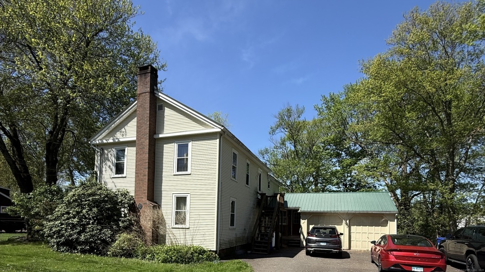 447 Boston Neck, Suffield, 06078, 4 Bedrooms Bedrooms, ,2 BathroomsBathrooms,Multi-family For Sale,For Sale,Boston Neck,24095068