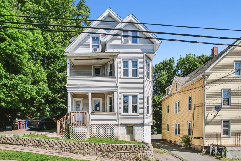138 Pleasant, New Britain, 06051, 1 Bedroom Bedrooms, ,1 BathroomBathrooms,Residential Rental,For Sale,Pleasant,24099885
