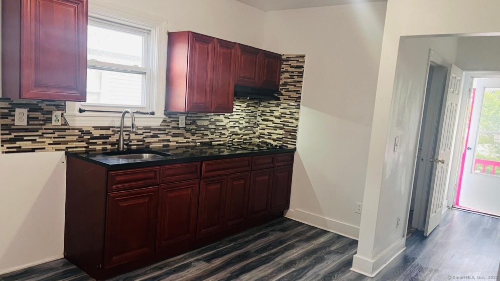 212 Smith, Bridgeport, 06607, 2 Bedrooms Bedrooms, ,1 BathroomBathrooms,Residential Rental,For Sale,Smith,24102066