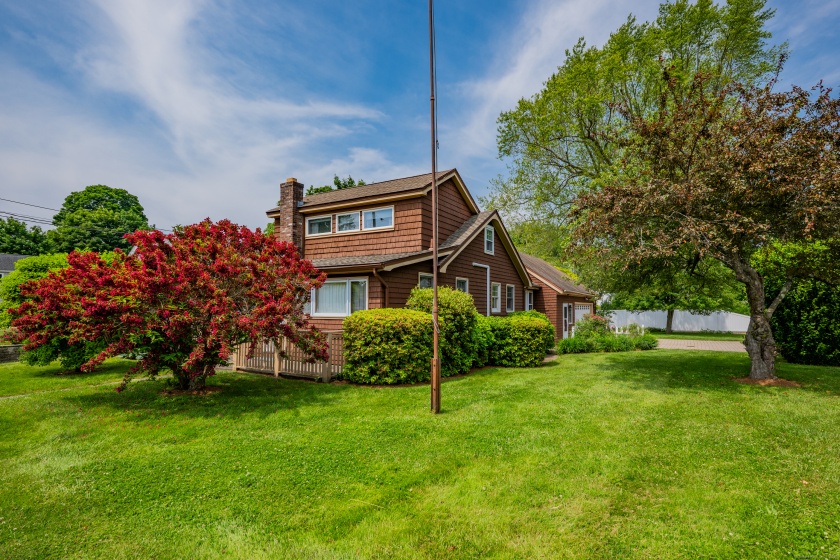 1 Hartford, Old Saybrook, 06475, 3 Bedrooms Bedrooms, ,2 BathroomsBathrooms,Single Family For Sale,For Sale,Hartford,24101926