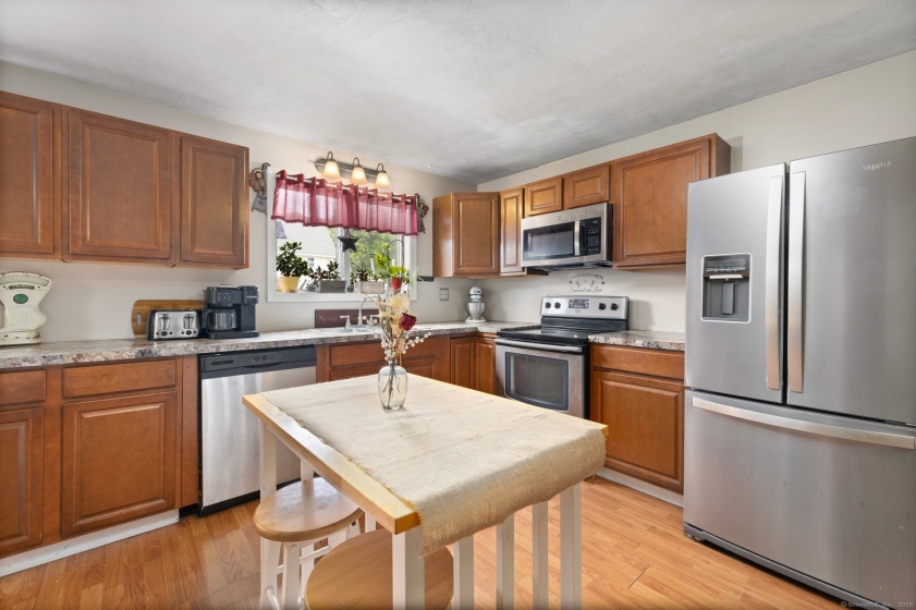 200 Mechanic, Killingly, 06239, 3 Bedrooms Bedrooms, ,1 BathroomBathrooms,Single Family For Sale,For Sale,Mechanic,24091490