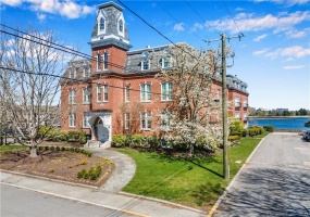 25 Orchard, Stonington, 06378, 1 Bedroom Bedrooms, ,2 BathroomsBathrooms,Residential Rental,For Sale,Orchard,24025009