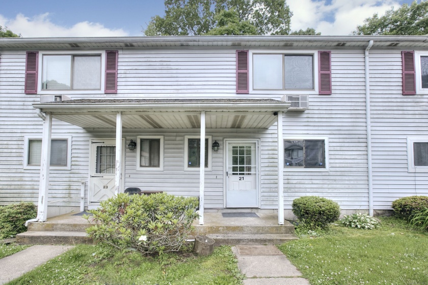 121 Lexington, New Haven, 06513, 2 Bedrooms Bedrooms, ,1 BathroomBathrooms,Condo/co-op For Sale,For Sale,Lexington,24104325
