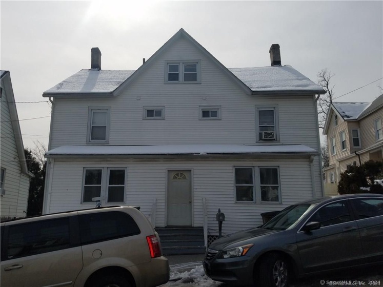 16 Greenwood Hill, Stamford, 06902, 8 Bedrooms Bedrooms, ,5 BathroomsBathrooms,Multi-family For Sale,For Sale,Greenwood Hill,170623199