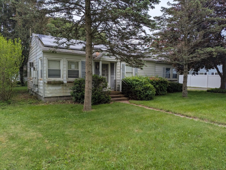 52 Chalker Beach, Old Saybrook, 06475, 3 Bedrooms Bedrooms, ,1 BathroomBathrooms,Single Family For Sale,For Sale,Chalker Beach,24108505