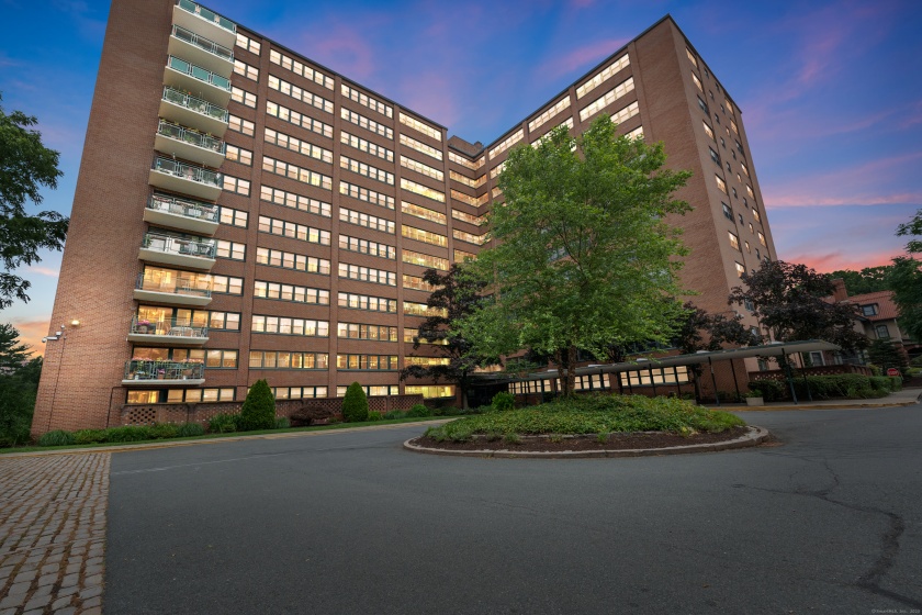 31 Woodland, Hartford, 06105, 1 Bedroom Bedrooms, ,1 BathroomBathrooms,Condo/co-op For Sale,For Sale,Woodland,24110733