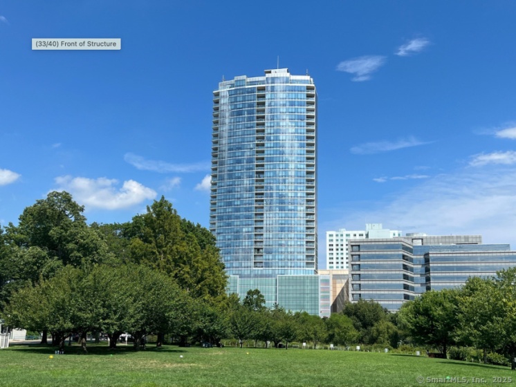 1 Broad, Stamford, 06901, 2 Bedrooms Bedrooms, ,2 BathroomsBathrooms,Condo/co-op For Sale,For Sale,Broad,24109156
