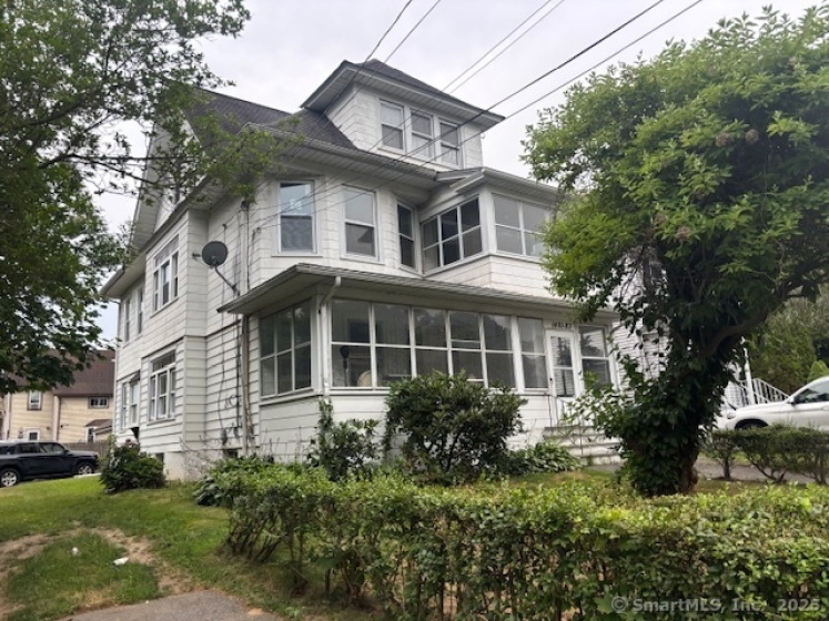 1481 Broad, Stratford, 06615, 3 Bedrooms Bedrooms, ,1 BathroomBathrooms,Residential Rental,For Sale,Broad,24110490