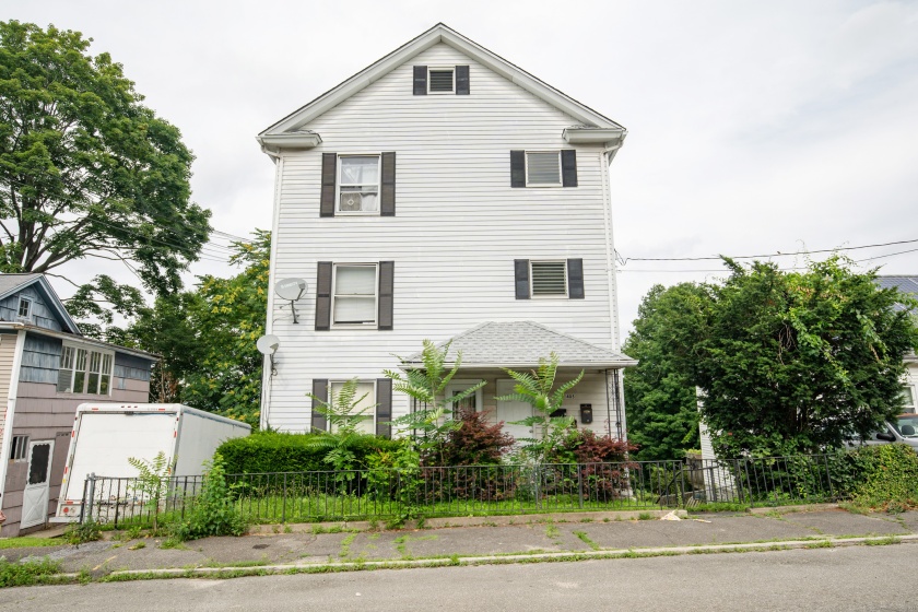 405 Wilson, Waterbury, 06708, 1 Bedroom Bedrooms, ,1 BathroomBathrooms,Residential Rental,For Sale,Wilson,24111205