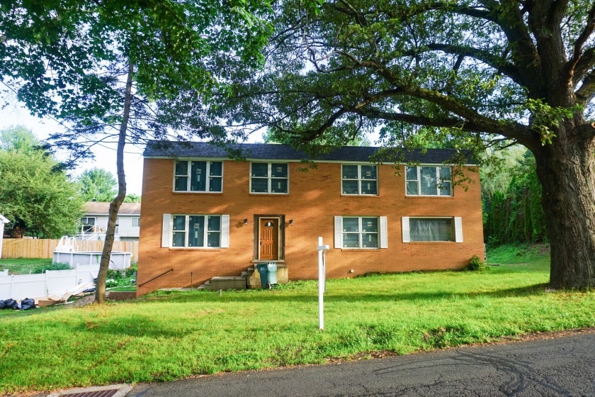 110 Dickerman, Hamden, 06518, 6 Bedrooms Bedrooms, 0 ,4 BathroomsBathrooms,Single Family For Sale,For Sale,Dickerman,0,24112094