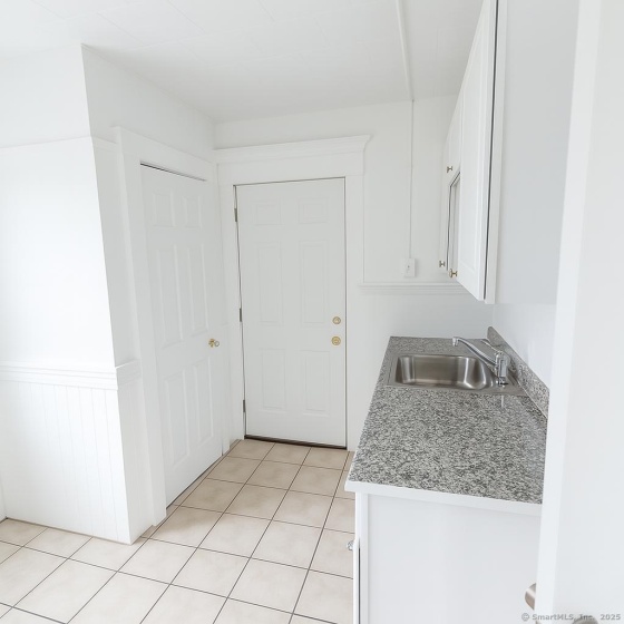 225 Helen, Bridgeport, 06608, 2 Bedrooms Bedrooms, 0 ,1 BathroomBathrooms,Residential Rental,For Sale,Helen,0,24112584