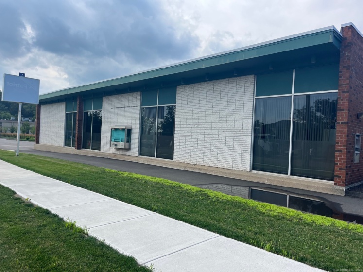 33 Old Tavern, Orange, 06477, 0 , 0 ,0,Commercial For Lease,For Rent,Old Tavern,0,24112552