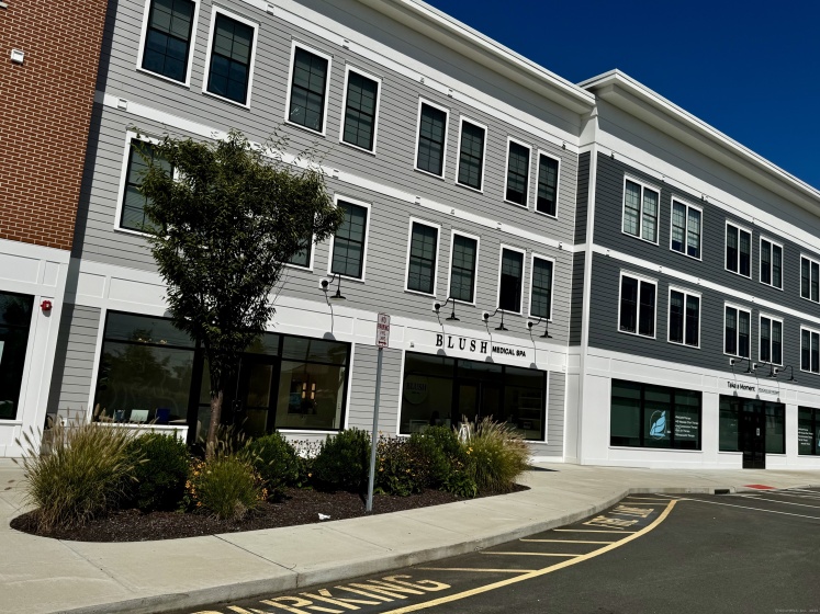 33 Old Tavern, Orange, 06477, 0 , 0 ,0,Commercial For Lease,For Rent,Old Tavern,0,24112551