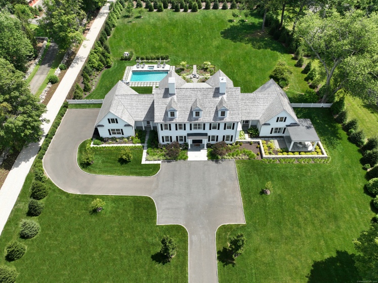 688 Hulls Farm, Fairfield, Connecticut 06890, 7 Bedrooms Bedrooms, 0 ,8 BathroomsBathrooms,Single Family For Sale,For Sale,Hulls Farm,0,24114698