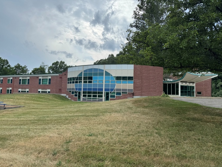 26 Old Post, North Branford, 06472, 0 , 0 ,4 BathroomsBathrooms,Commercial For Sale,For Sale,Old Post,0,24115323