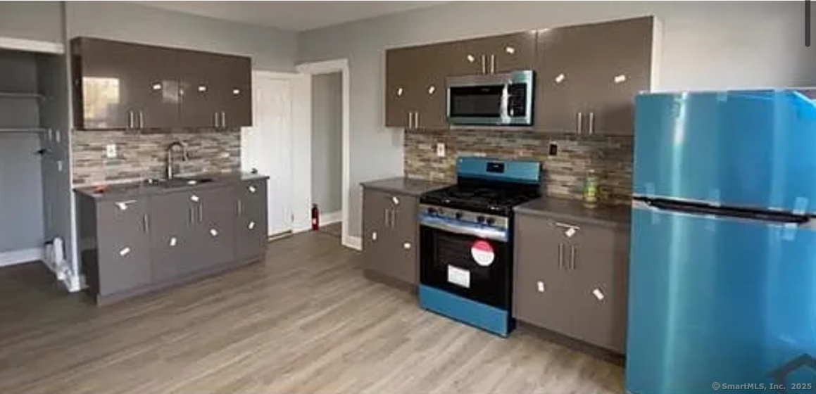 109 Caroline, Bridgeport, 06608, 3 Bedrooms Bedrooms, 0 ,1 BathroomBathrooms,Residential Rental,For Sale,Caroline,0,24116448