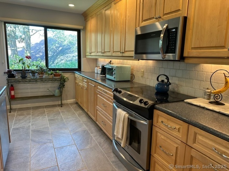 859 Heritage, Southbury, 06488, 3 Bedrooms Bedrooms, 0 ,2 BathroomsBathrooms,Condo/co-op For Sale,For Sale,Heritage,0,24116487