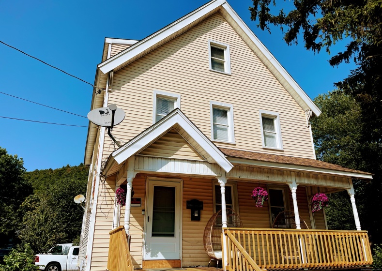 233 Valley, New Haven, 06515, 4 Bedrooms Bedrooms, 0 ,2 BathroomsBathrooms,Single Family For Sale,For Sale,Valley,0,24073008