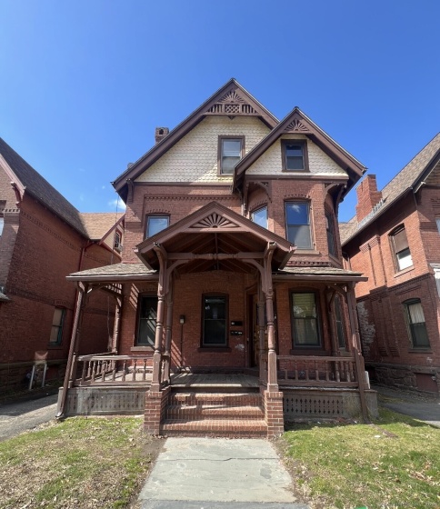 337 Laurel, Hartford, 06105, 6 Bedrooms Bedrooms, ,3 BathroomsBathrooms,Multi-family For Sale,For Sale,Laurel,24117868