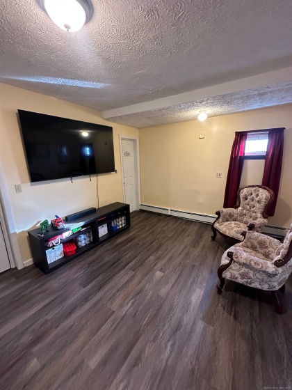 67 Laurel, East Hartford, 06108, 4 Bedrooms Bedrooms, ,2 BathroomsBathrooms,Multi-family For Sale,For Sale,Laurel,24118389