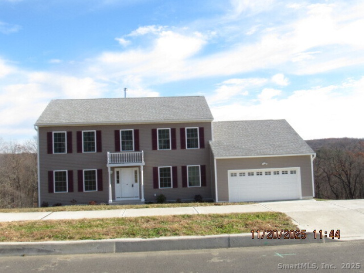 31 Warm Earth, Naugatuck, 06770, 4 Bedrooms Bedrooms, 0 ,2 BathroomsBathrooms,Single Family For Sale,For Sale,Warm Earth,0,24054857